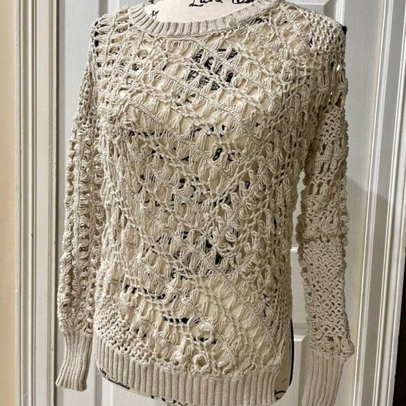 GOLD HAWK SWEATER KNITTED CROCHET OPEN SHOULDER SIZE XS AESTHETIC COTTAGECORE - Picture 2 of 13